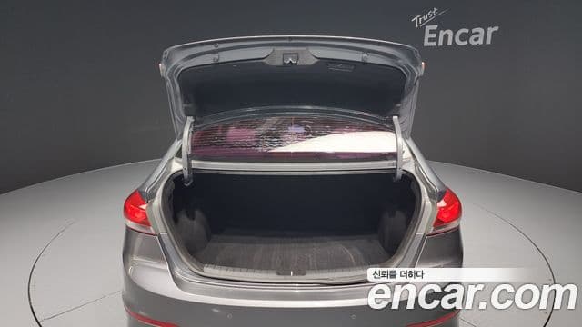 Hyundai Avante AD Modern, 2016 20