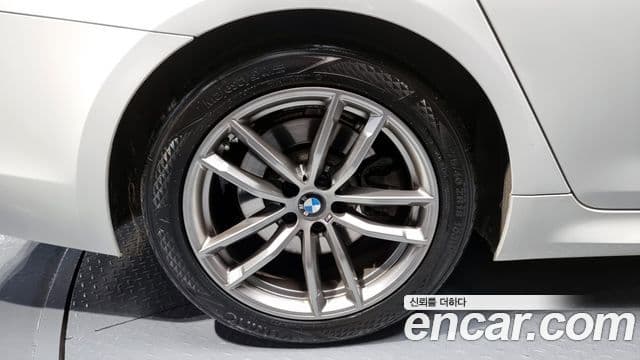 BMW 5시리즈 (G30) 520d M Sport Plus, 2020 все фото