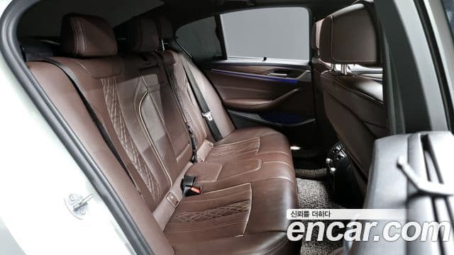 BMW 5시리즈 (G30) 520d M Sport Plus, 2020 12