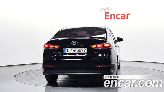 Hyundai Avante AD 1.6 GDI Value Plus, 2017 4