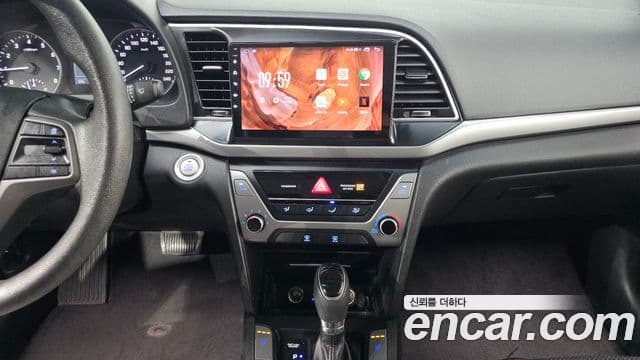 Hyundai Avante AD 1.6 GDI Value Plus, 2017 17