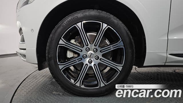 Volvo XC60 2세대 D5 Inscription, 2019 все фото