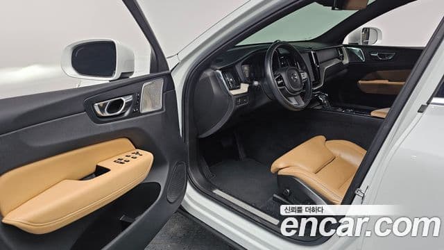 Volvo XC60 2세대 D5 Inscription, 2019 11