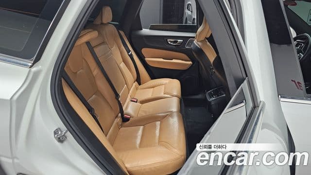 Volvo XC60 2세대 D5 Inscription, 2019 12