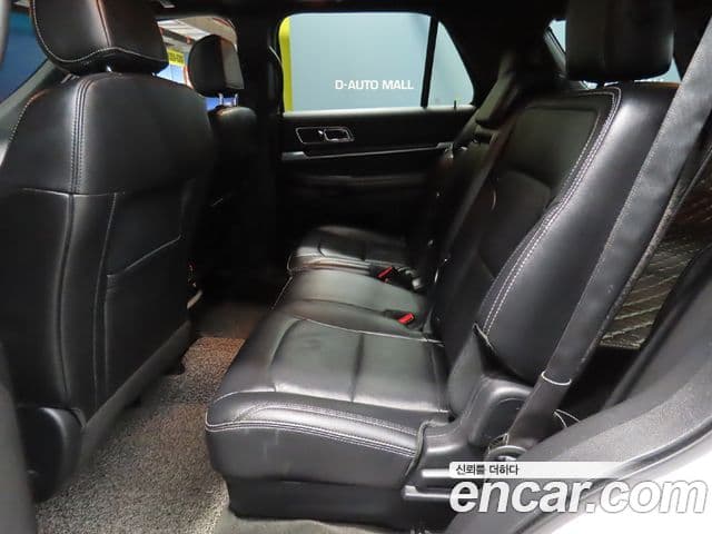Ford Explorer 5세대, 2016 12