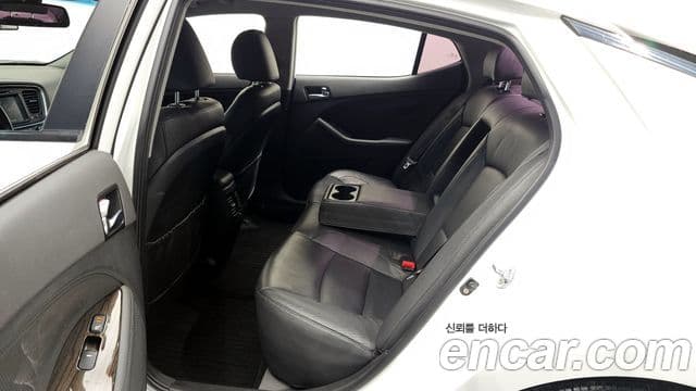 Kia The / новый New K5 Noblesse, 2014 12