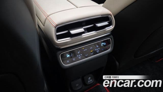 Genesis GV80 купе, 2024 19