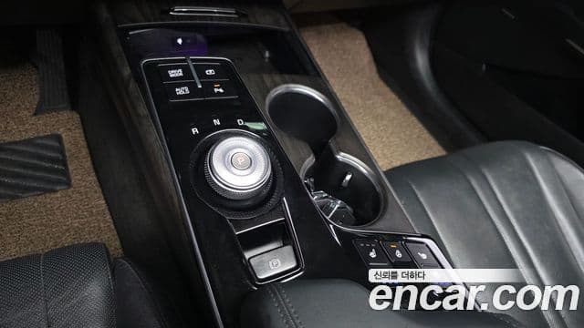 Kia K8 Prestige(арендный автомобиль), 2022 9