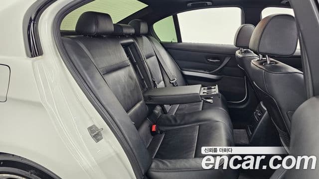 BMW 3시리즈 (E90) 320d седан M Sport, 2011 12