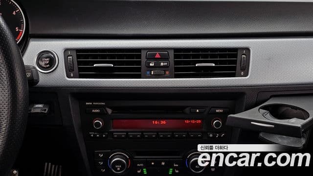 BMW 3시리즈 (E90) 320d седан M Sport, 2011 14