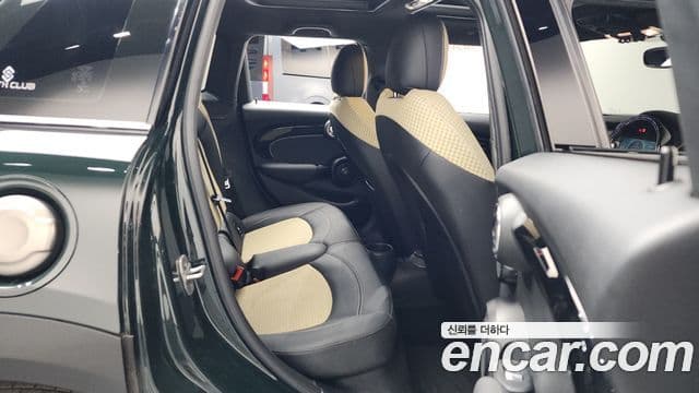 Mini Cooper S 3세대, 2023 12