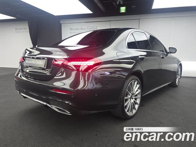 Mercedes-Benz E-класс W213 AMG Line, 2022 2