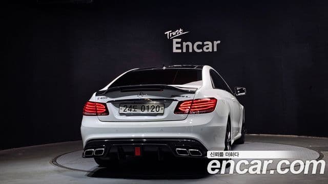 Mercedes-Benz E-класс W212 E400 купе, 2016 4