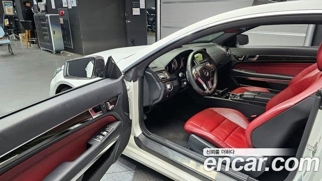 Mercedes-Benz E-класс W212 E400 купе, 2016 11