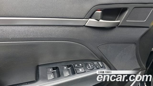 Hyundai Avante AD Modern, 2016 14