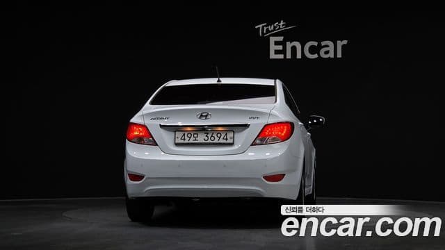 Hyundai Accent(новый кузов / новое поколение) Modern, 2016 4