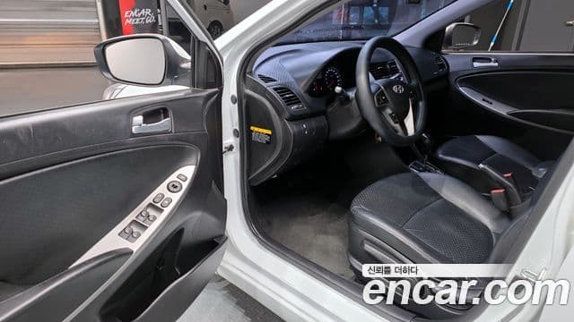 Hyundai Accent(новый кузов / новое поколение) Modern, 2016 11