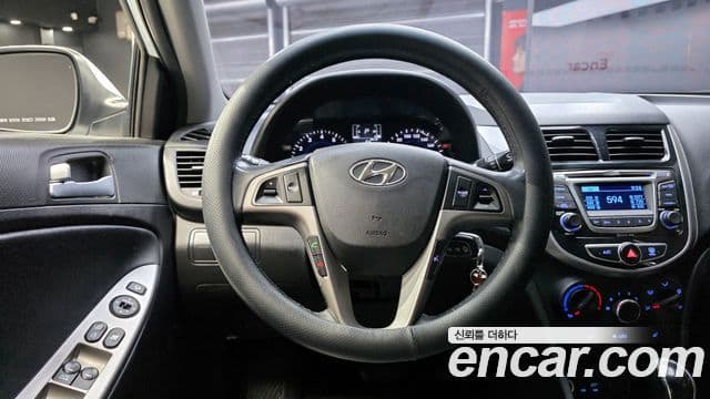 Hyundai Accent(новый кузов / новое поколение) Modern, 2016 13