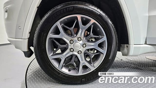 Jeep Grand Cherokee WK2, 2019 все фото