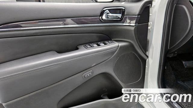 Jeep Grand Cherokee WK2, 2019 17