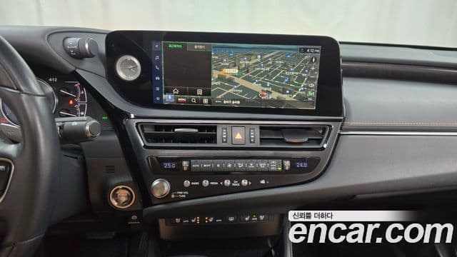 Lexus ES300h 7세대 Luxury Plus, 2023 14