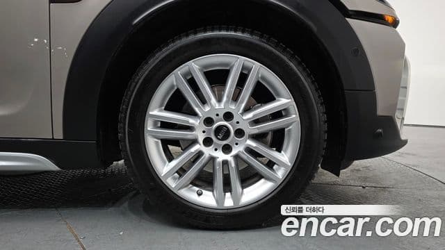 Mini Cooper Countryman 2세대, 2023 все фото