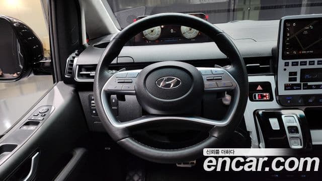Hyundai Staria Inspiration, 2022 13
