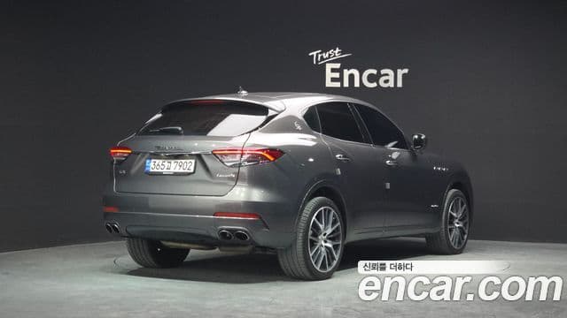 Maserati Levante 3.0 AWD GranLusso, 2020 2
