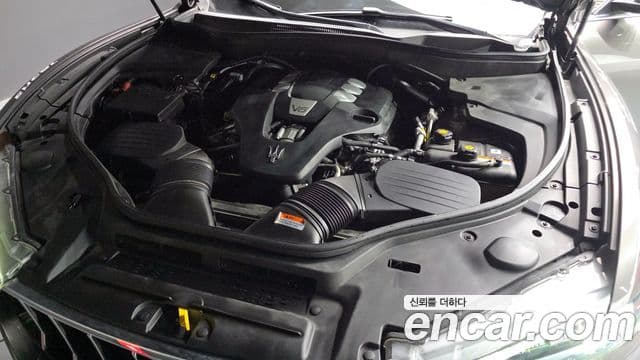 Maserati Levante 3.0 AWD GranLusso, 2020 6