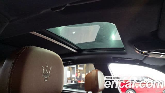 Maserati Levante 3.0 AWD GranLusso, 2020 18