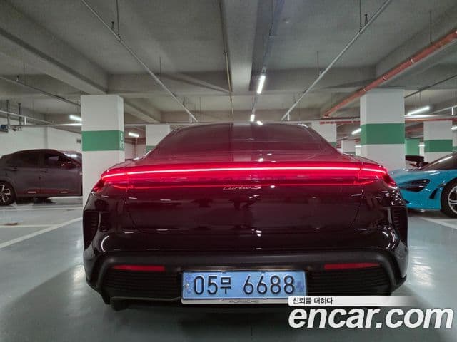 Porsche 타이칸 турбо S, 2025 4