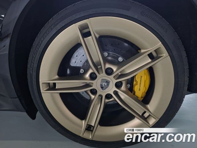 Porsche 타이칸 турбо S, 2025 6