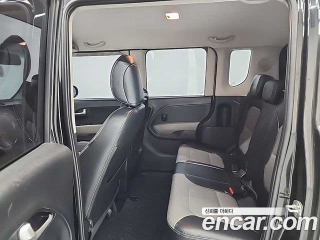 Kia The / новый New Ray Signature, 2021 12