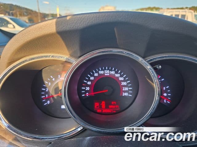 Kia Sorento R Premium, 2011 11