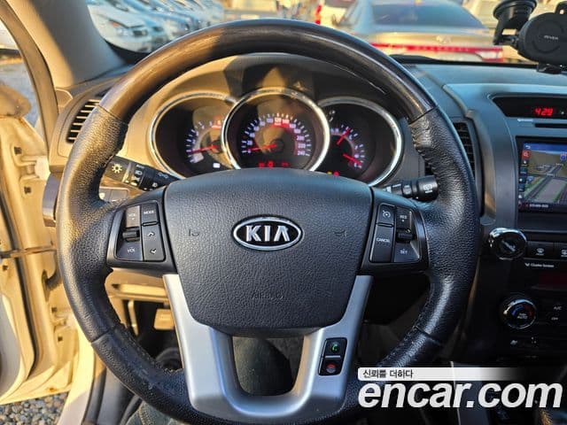 Kia Sorento R Premium, 2011 12