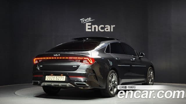 Kia K5 гибрид 3세대 Signature, 2023 2