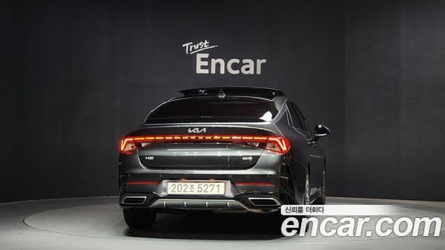 Kia K5 гибрид 3세대 Signature, 2023 4