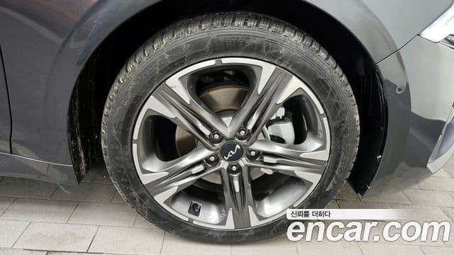 Kia K5 гибрид 3세대 Signature, 2023 все фото