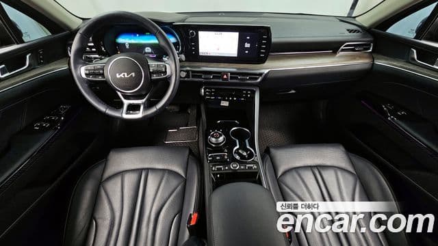 Kia K5 гибрид 3세대 Signature, 2023 7