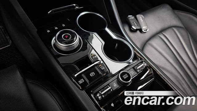 Kia K5 гибрид 3세대 Signature, 2023 9