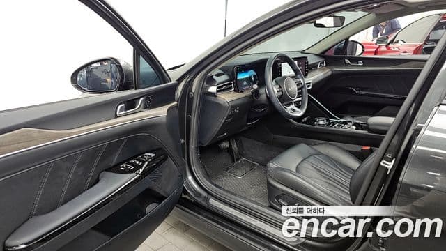 Kia K5 гибрид 3세대 Signature, 2023 10