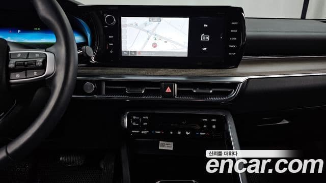 Kia K5 гибрид 3세대 Signature, 2023 14