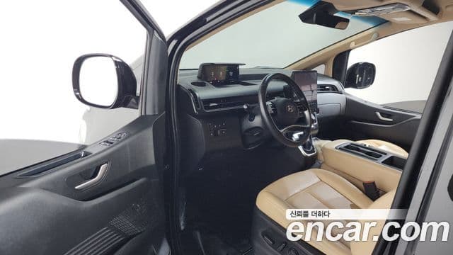 Hyundai Staria Modern, 2022 10