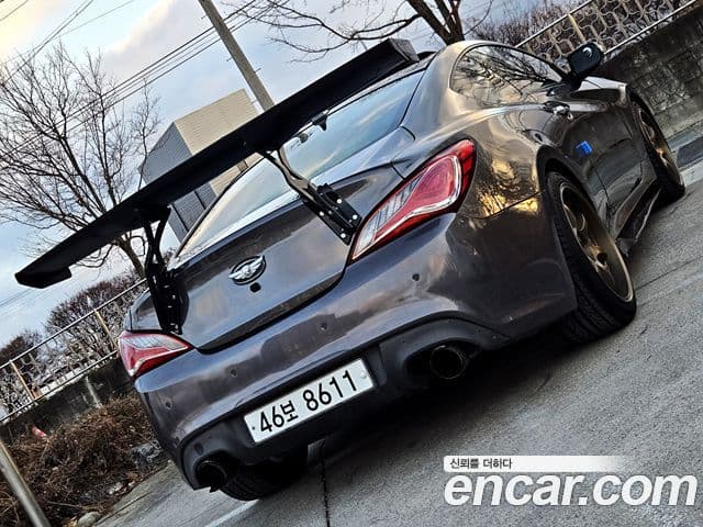 Hyundai The / новый New Genesis купе 200 турбо S, 2012 2