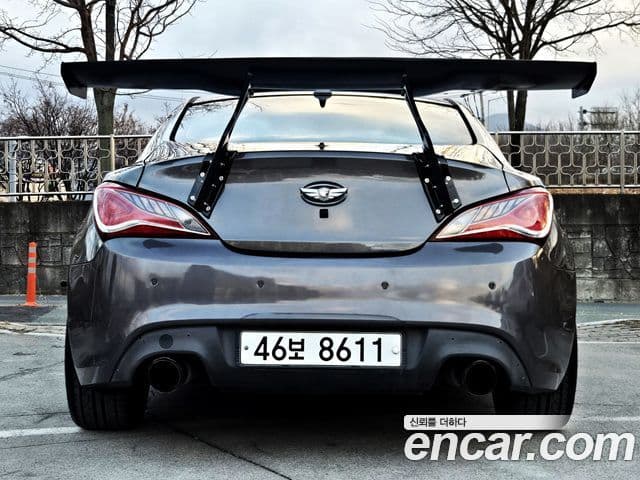 Hyundai The / новый New Genesis купе 200 турбо S, 2012 4