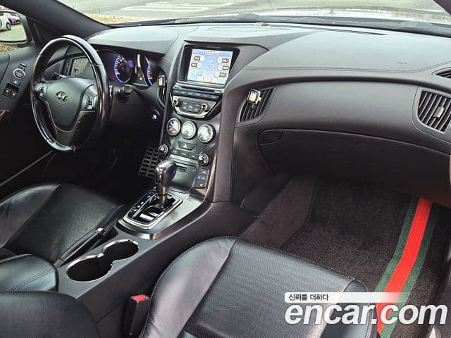 Hyundai The / новый New Genesis купе 200 турбо S, 2012 7