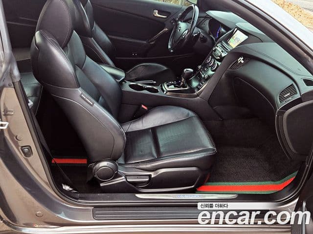 Hyundai The / новый New Genesis купе 200 турбо S, 2012 10