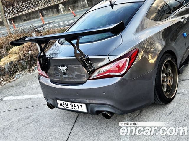 Hyundai The / новый New Genesis купе 200 турбо S, 2012 11