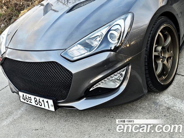 Hyundai The / новый New Genesis купе 200 турбо S, 2012 17