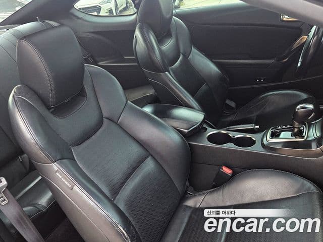 Hyundai The / новый New Genesis купе 200 турбо S, 2012 18